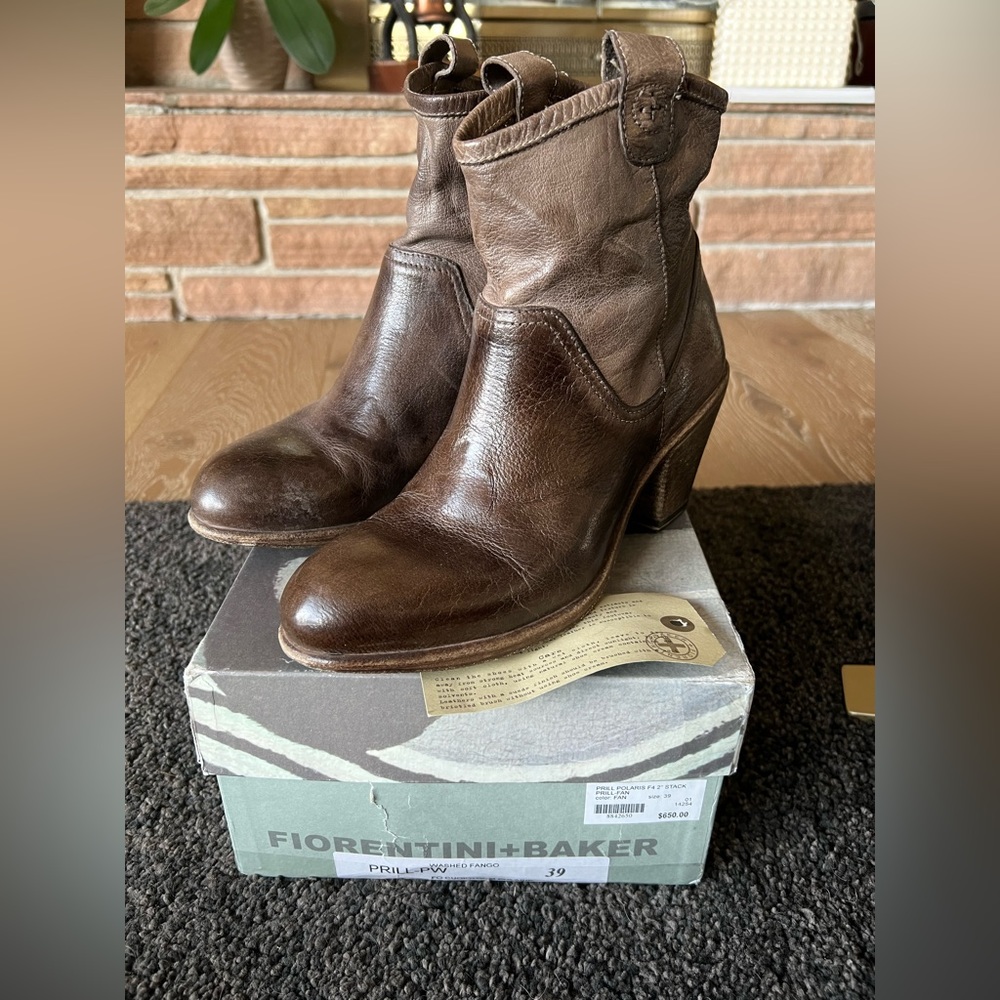 Fiorentini+Baker Prill Boot size 39 with box.